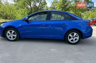 Седан Chevrolet Cruze 2009 в 