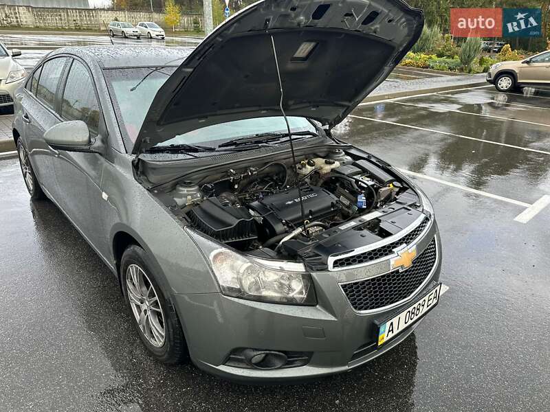 Седан Chevrolet Cruze 2012 в Киеве фото 5 Седан Chevrolet Cruze 2012 в Киеве