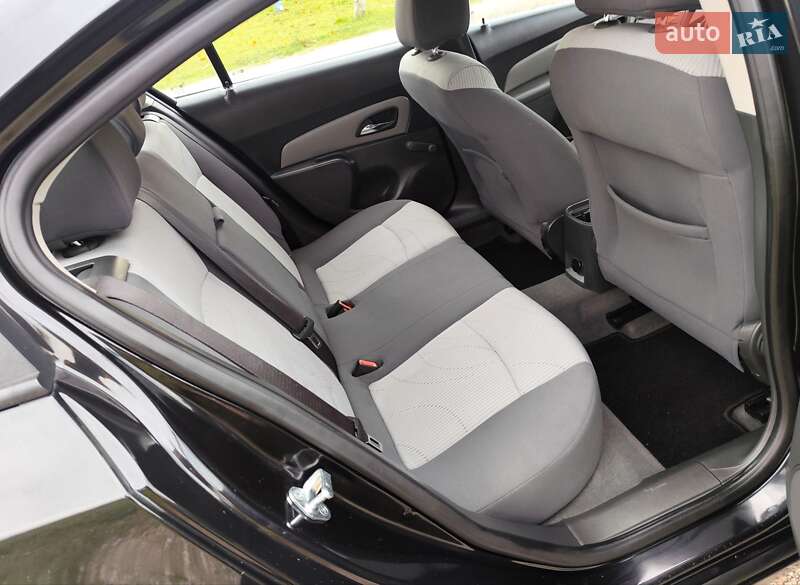 Седан Chevrolet Cruze 2009 в Киеве фото 33 Седан Chevrolet Cruze 2009 в Киеве