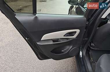 Седан Chevrolet Cruze 2013 в 