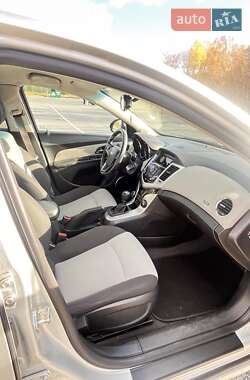 Седан Chevrolet Cruze 2011 в 