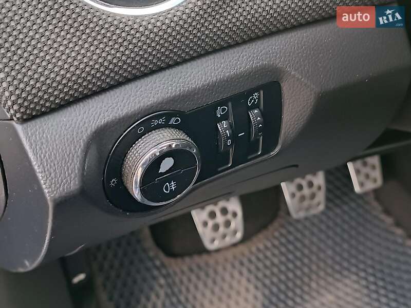 Седан Chevrolet Cruze 2011 в Харкові