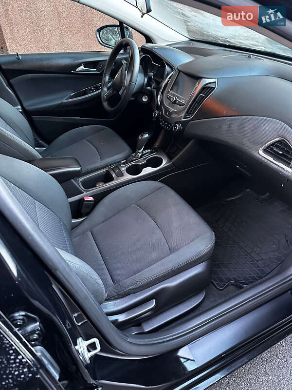 Седан Chevrolet Cruze 2016 в Вышгороде фото 24 Седан Chevrolet Cruze 2016 в Вышгороде