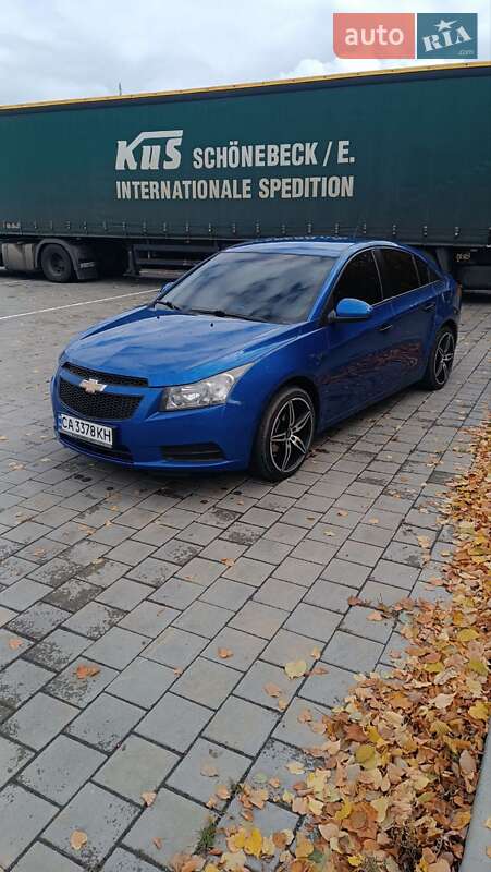 Седан Chevrolet Cruze 2009 в Черкасах