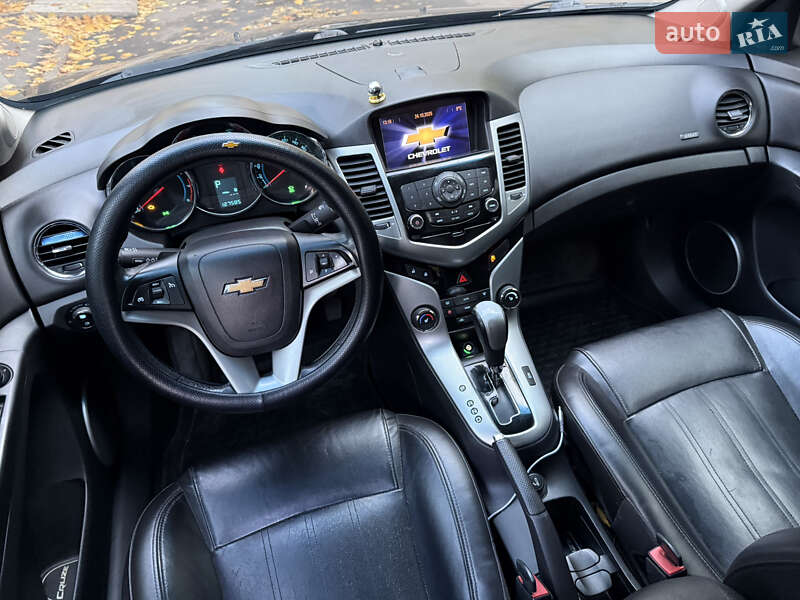 Седан Chevrolet Cruze 2012 в Харькове фото 23 Седан Chevrolet Cruze 2012 в Харькове