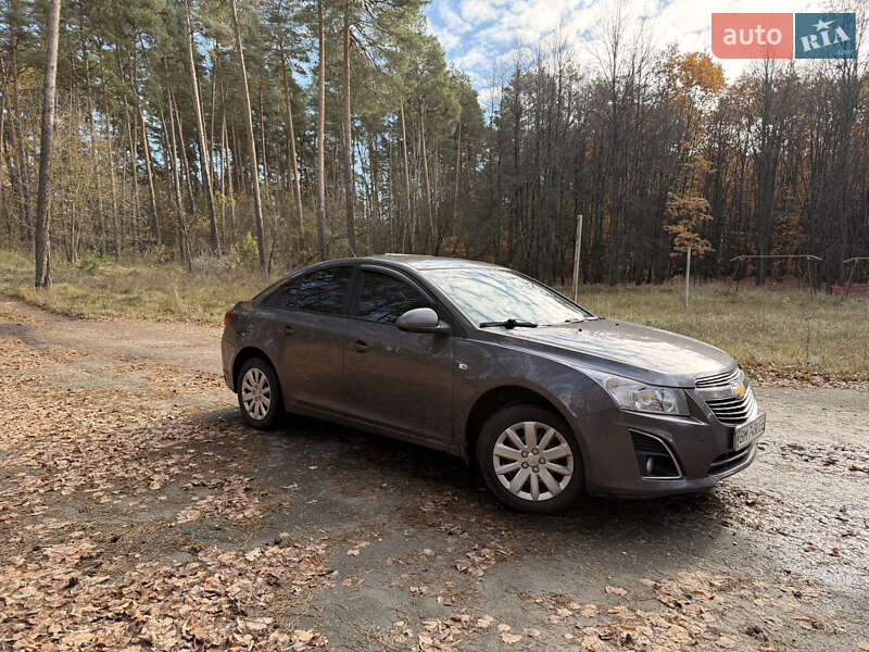 Седан Chevrolet Cruze 2014 в Глухове фото 7 Седан Chevrolet Cruze 2014 в Глухове