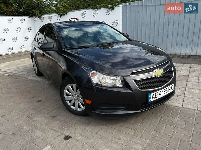 Седан Chevrolet Cruze 2014 в Днепре