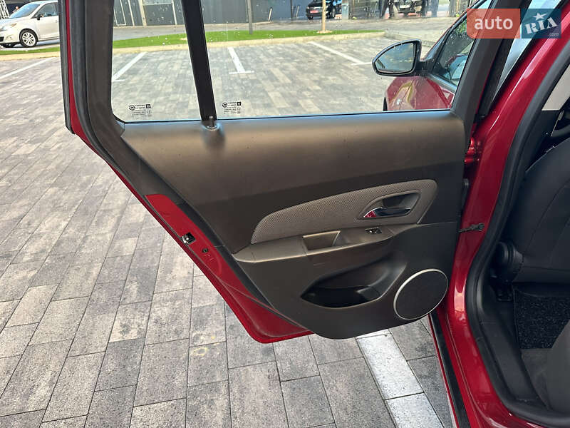 Универсал Chevrolet Cruze 2013 в Луцке фото 74 Универсал Chevrolet Cruze 2013 в Луцке