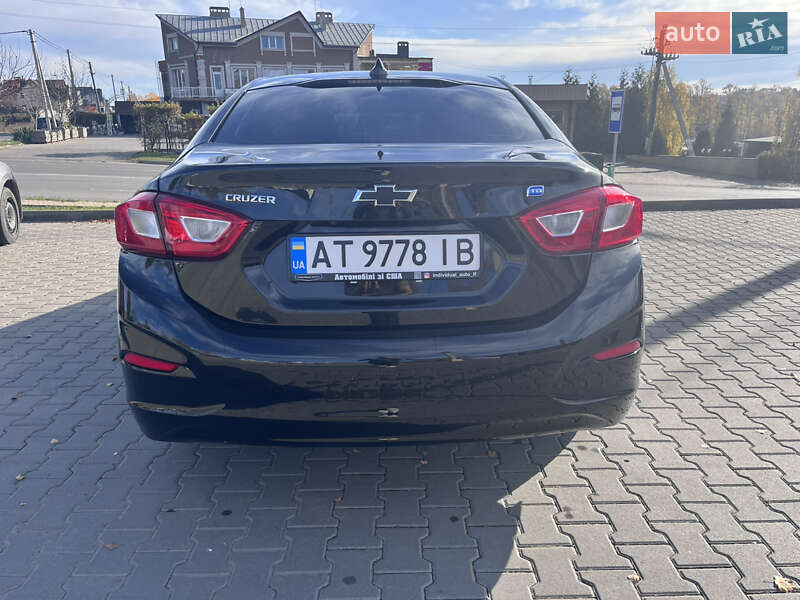 Седан Chevrolet Cruze 2018 в Черновцах