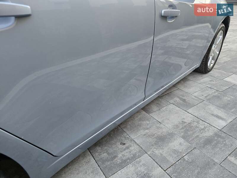 Седан Chevrolet Cruze 2011 в Ивано-Франковске