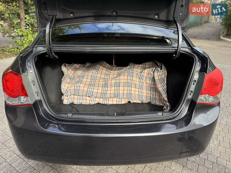 Седан Chevrolet Cruze 2014 в Одессе фото 16 Седан Chevrolet Cruze 2014 в Одессе