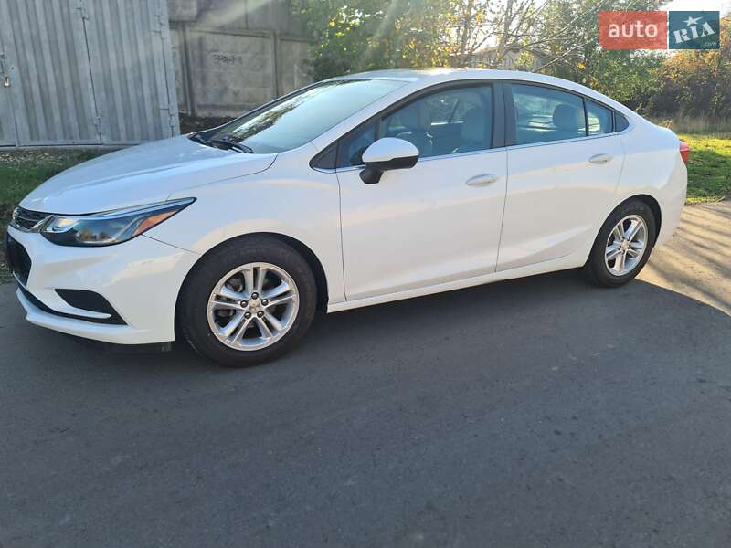 Седан Chevrolet Cruze 2016 в Черноморске