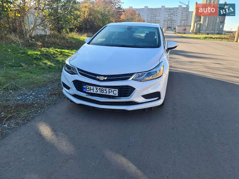 Седан Chevrolet Cruze 2016 в Черноморске