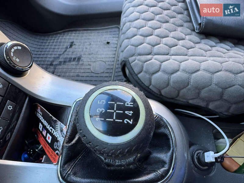 Седан Chevrolet Cruze 2010 в Покрове