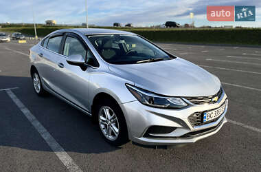 Седан Chevrolet Cruze 2017 в Львове