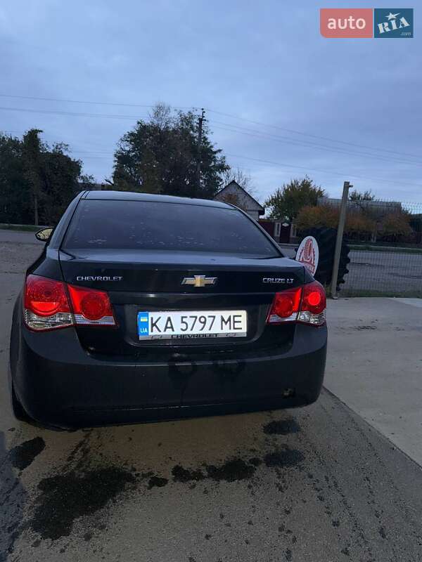 Седан Chevrolet Cruze 2009 в Виннице
