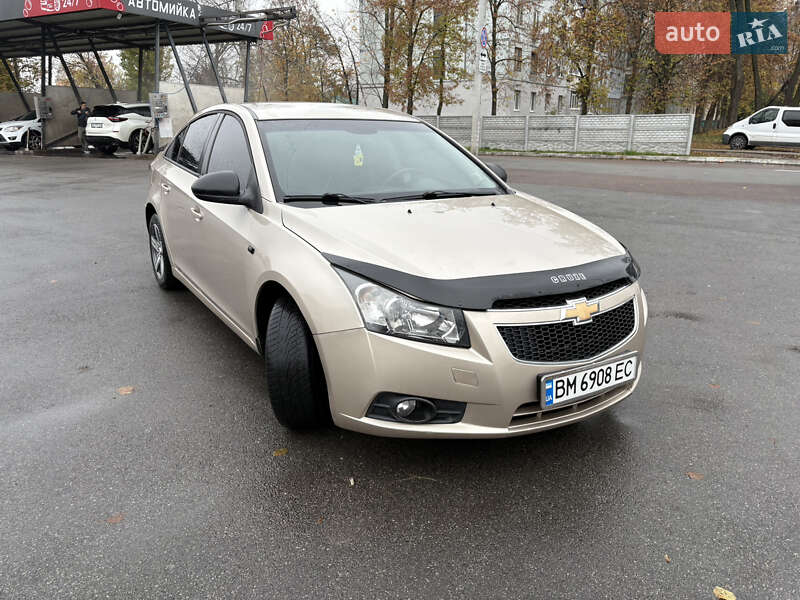 Седан Chevrolet Cruze 2011 в Чернигове