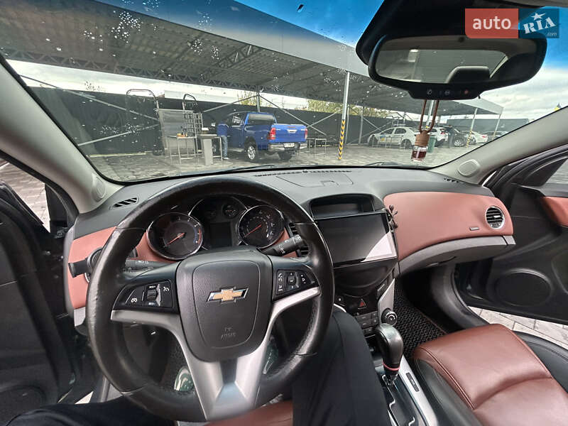 Седан Chevrolet Cruze 2012 в Полтаве