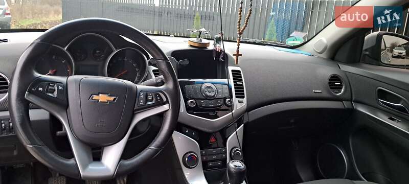Універсал Chevrolet Cruze 2012 в Івано-Франківську