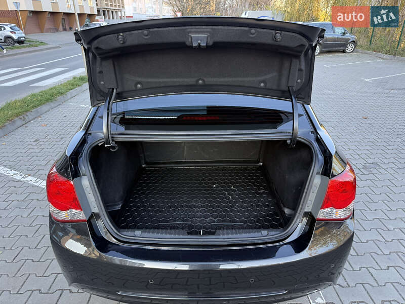 Седан Chevrolet Cruze 2014 в Луцке фото 12 Седан Chevrolet Cruze 2014 в Луцке