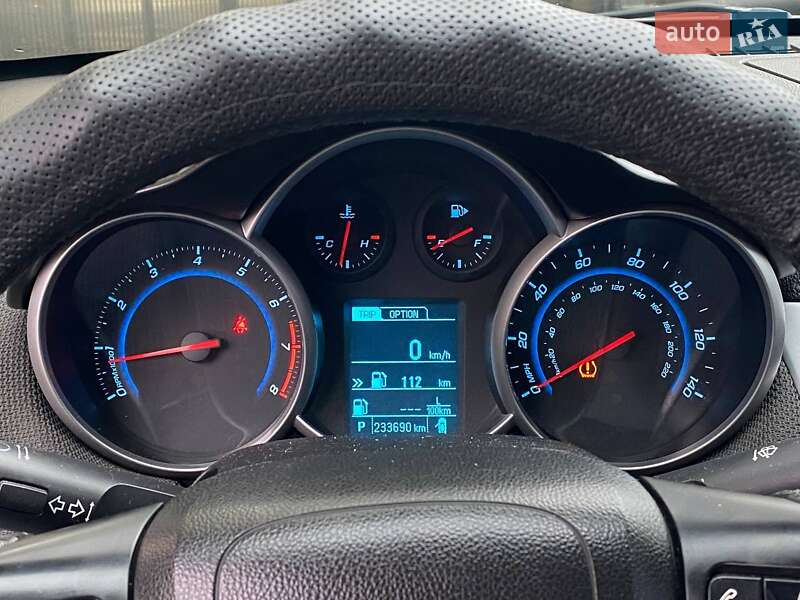 Седан Chevrolet Cruze 2013 в Києві фото 15 Седан Chevrolet Cruze 2013 в Києві