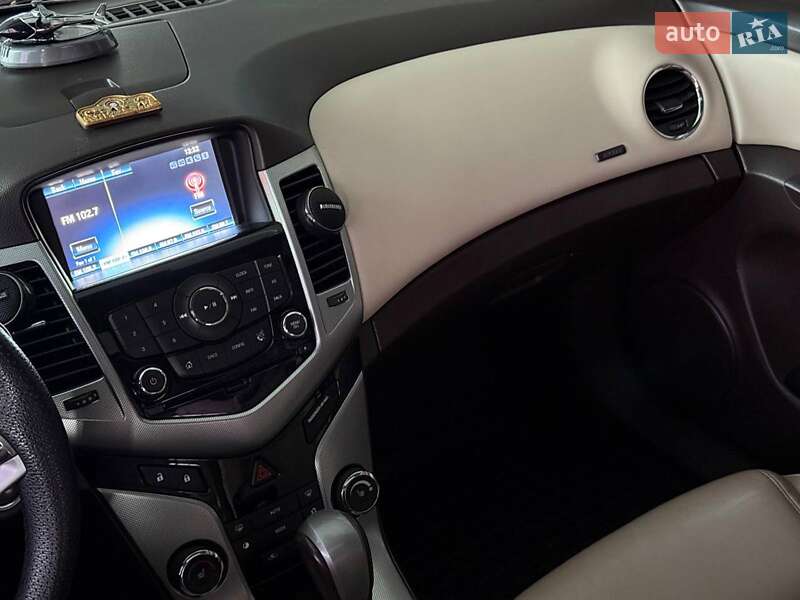 Седан Chevrolet Cruze 2012 в Одессе фото 18 Седан Chevrolet Cruze 2012 в Одессе
