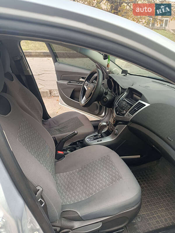 Седан Chevrolet Cruze 2014 в Кам'янському фото 6 Седан Chevrolet Cruze 2014 в Кам'янському