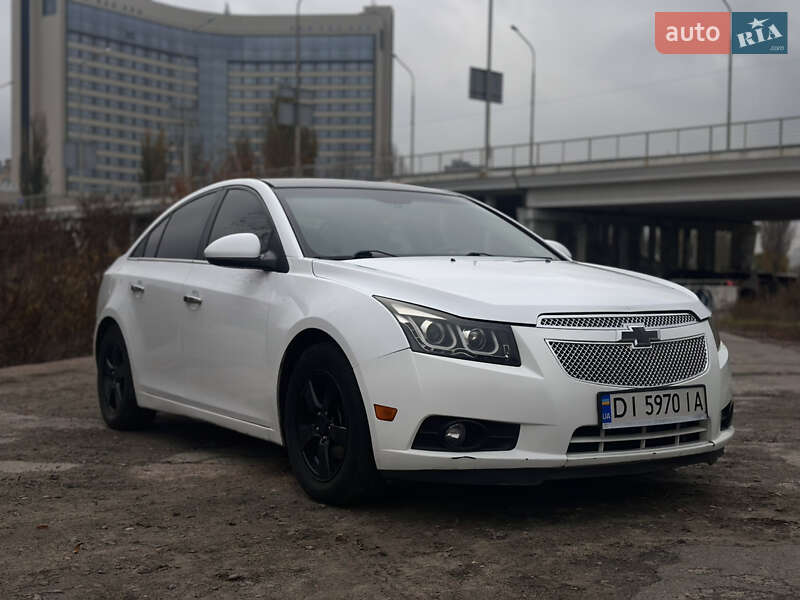 Седан Chevrolet Cruze 2012 в Киеве
