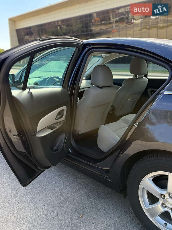 Седан Chevrolet Cruze 2014 в Запорожье