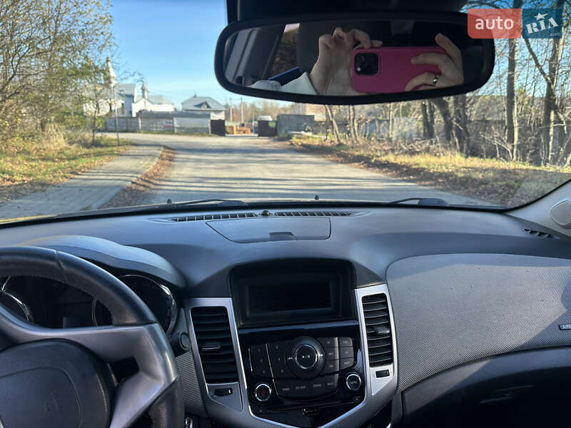 Седан Chevrolet Cruze 2009 в Львове фото 9 Седан Chevrolet Cruze 2009 в Львове