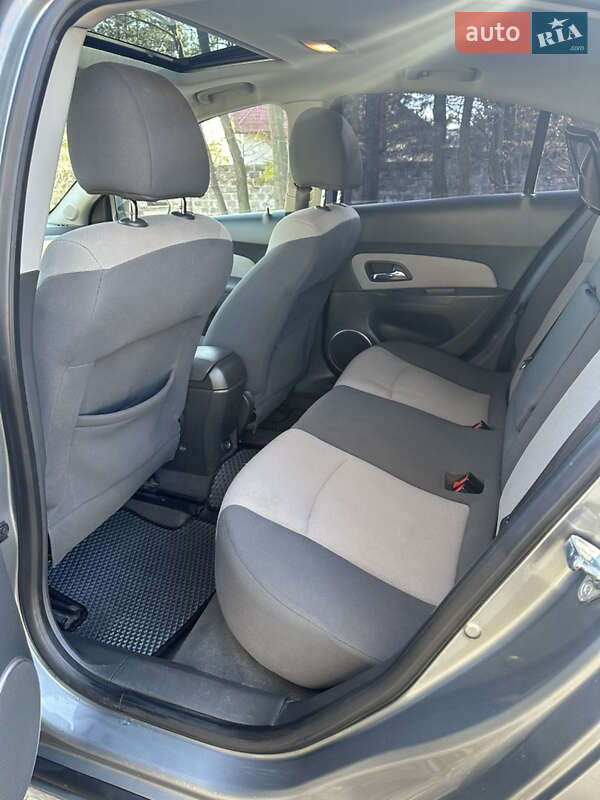 Седан Chevrolet Cruze 2009 в Львове фото 32 Седан Chevrolet Cruze 2009 в Львове