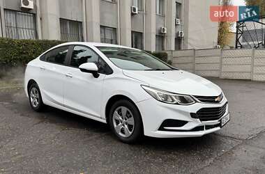 Хетчбек Chevrolet Cruze 2016 в Дніпрі