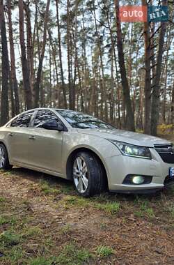 Седан Chevrolet Cruze 2013 в Чернігові