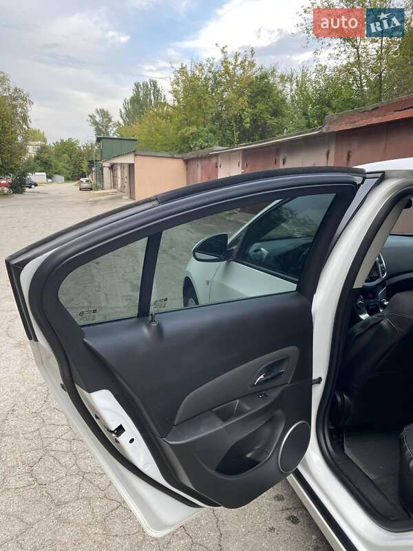 Седан Chevrolet Cruze 2013 в Запорожье