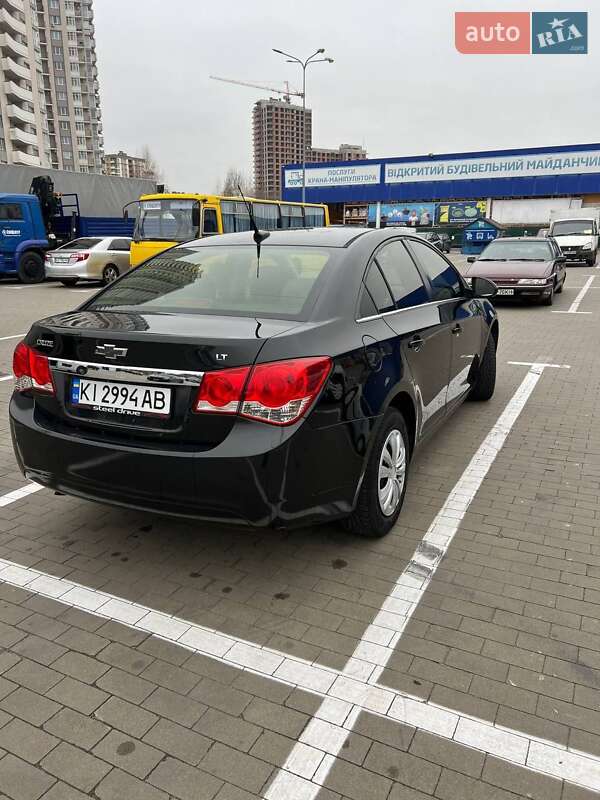 Седан Chevrolet Cruze 2013 в Броварах фото 4 Седан Chevrolet Cruze 2013 в Броварах