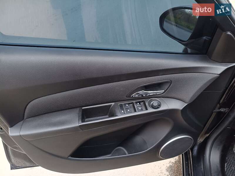Седан Chevrolet Cruze 2012 в Білій Церкві фото 9 Седан Chevrolet Cruze 2012 в Білій Церкві