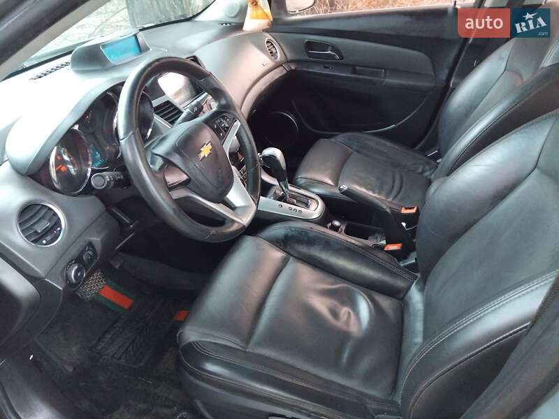 Седан Chevrolet Cruze 2010 в Чернигове фото 5 Седан Chevrolet Cruze 2010 в Чернигове