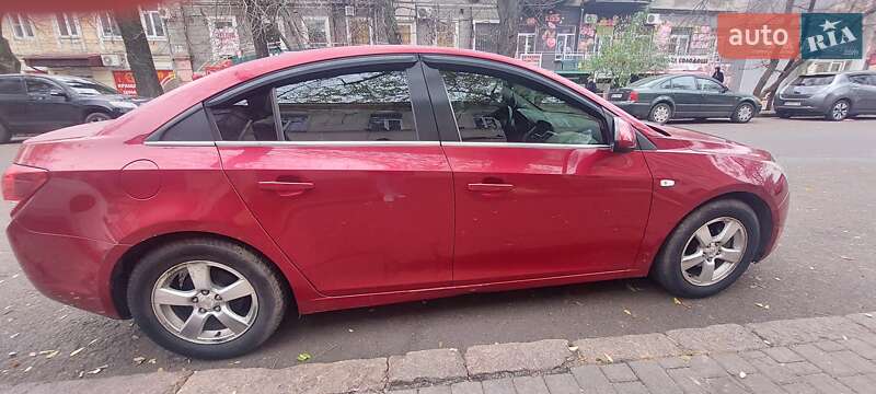 Седан Chevrolet Cruze 2013 в Одессе фото 10 Седан Chevrolet Cruze 2013 в Одессе