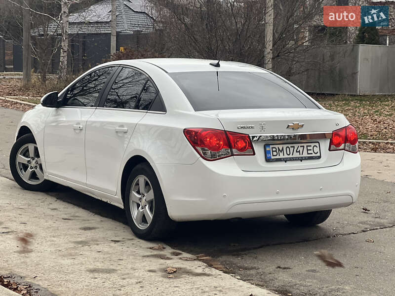 Седан Chevrolet Cruze 2013 в Сумах