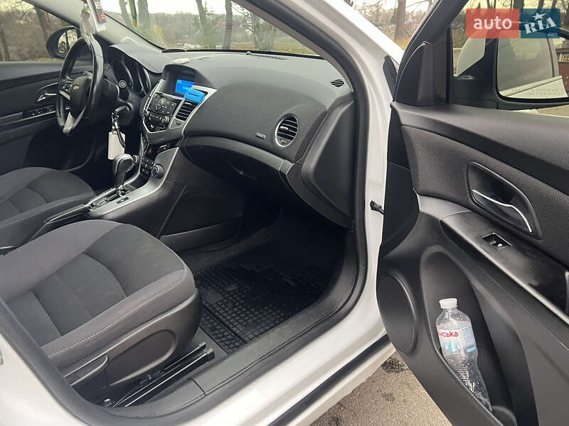 Седан Chevrolet Cruze 2013 в Сумах