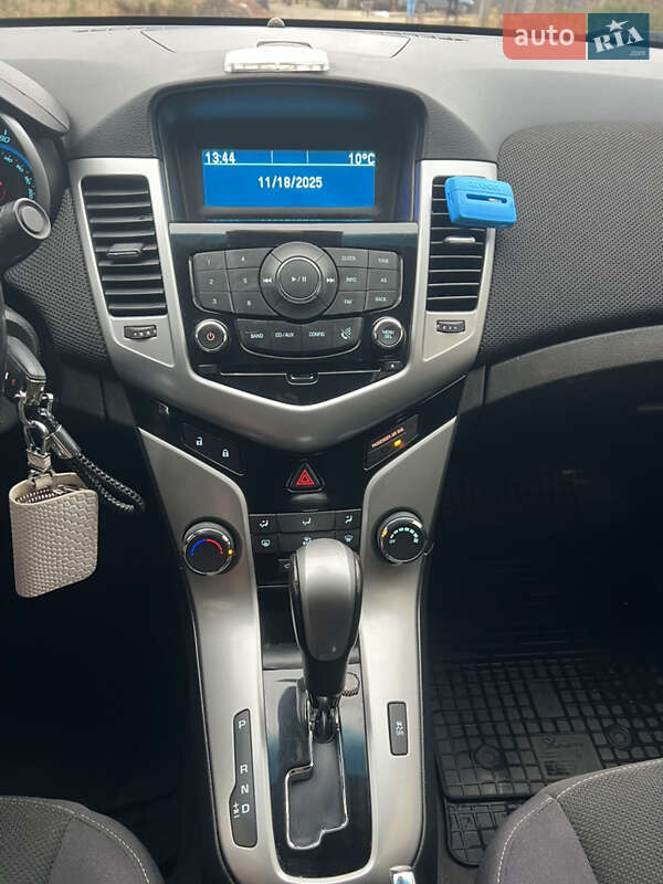 Седан Chevrolet Cruze 2013 в Сумах