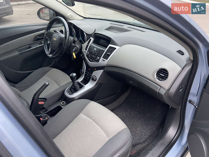 Седан Chevrolet Cruze 2009 в Полтаве фото 13 Седан Chevrolet Cruze 2009 в Полтаве