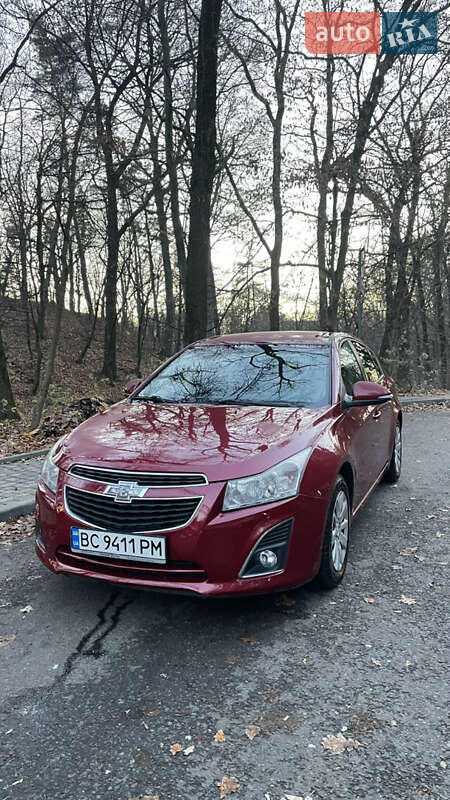Хэтчбек Chevrolet Cruze 2014 в Львове