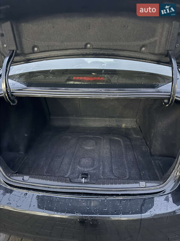 Седан Chevrolet Cruze 2011 в Сарнах