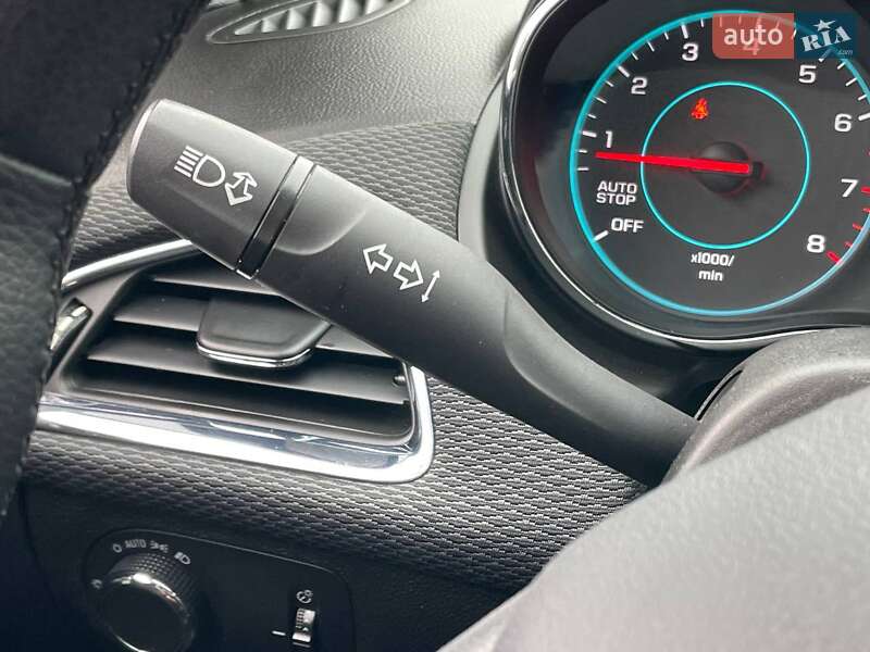 Седан Chevrolet Cruze 2016 в Києві