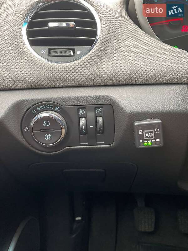 Седан Chevrolet Cruze 2010 в Киеве