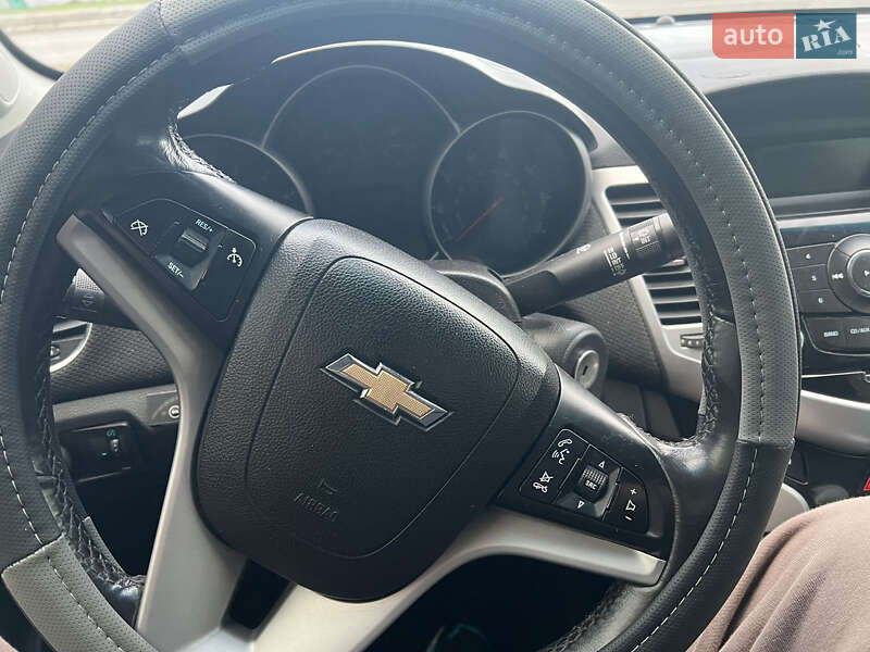 Седан Chevrolet Cruze 2015 в Одессе фото 21 Седан Chevrolet Cruze 2015 в Одессе
