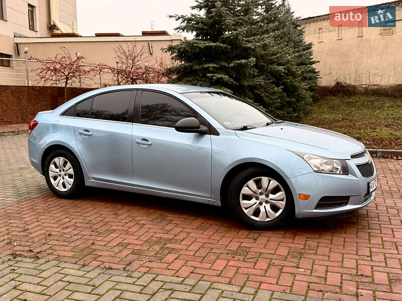 Седан Chevrolet Cruze 2011 в Харькове фото 11 Седан Chevrolet Cruze 2011 в Харькове