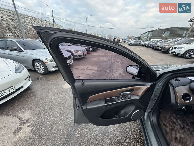 Седан Chevrolet Cruze 2009 в Запорожье фото 18 Седан Chevrolet Cruze 2009 в Запорожье