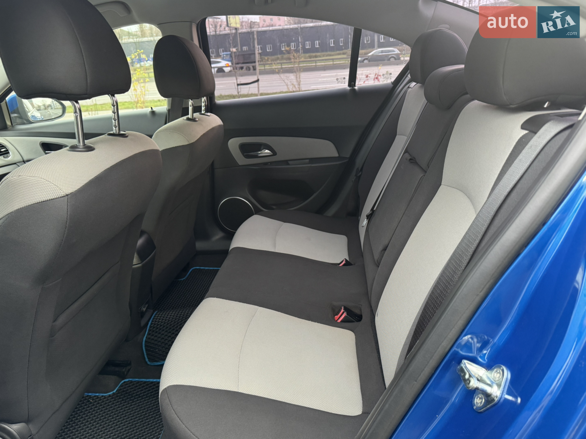 2011 Chevrolet Cruze - мініатюра 19